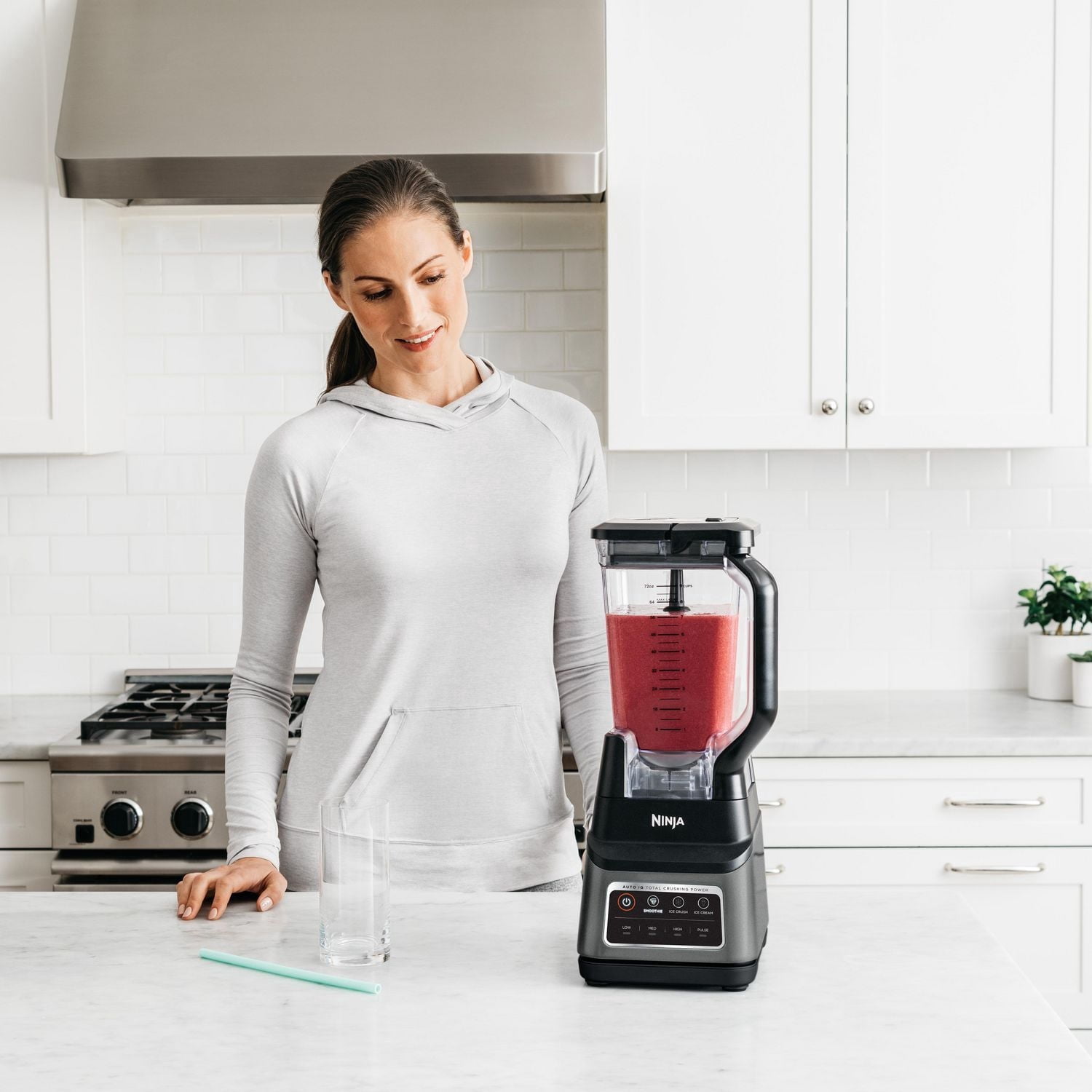 Ninja Professional Plus Blender with Auto-iQ, 1,400 Watt BN701C