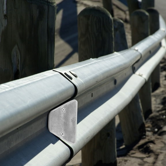 UPGRATOR Property Line Markers Reflective Driveway Marker White PC Iron 1Pack 4.3x2.9x1.9in