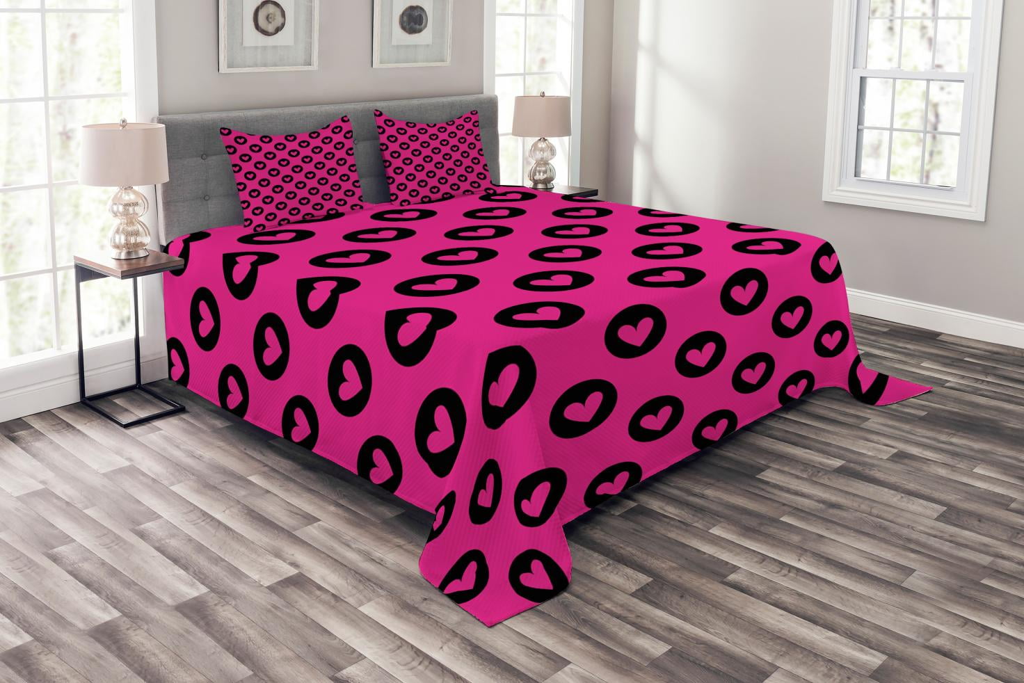 Hot Pink Bedspread Set Queen Size, Cute Pink Hearts inside Big Black