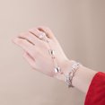 thumbnail image 4 of Brazalete de anillo de mariposa de estilo chino clásico, pulsera de cadena de mano, brazalete abierto de rosa hueca, joyería de mano para chicas adolescentes ER, 4 of 5