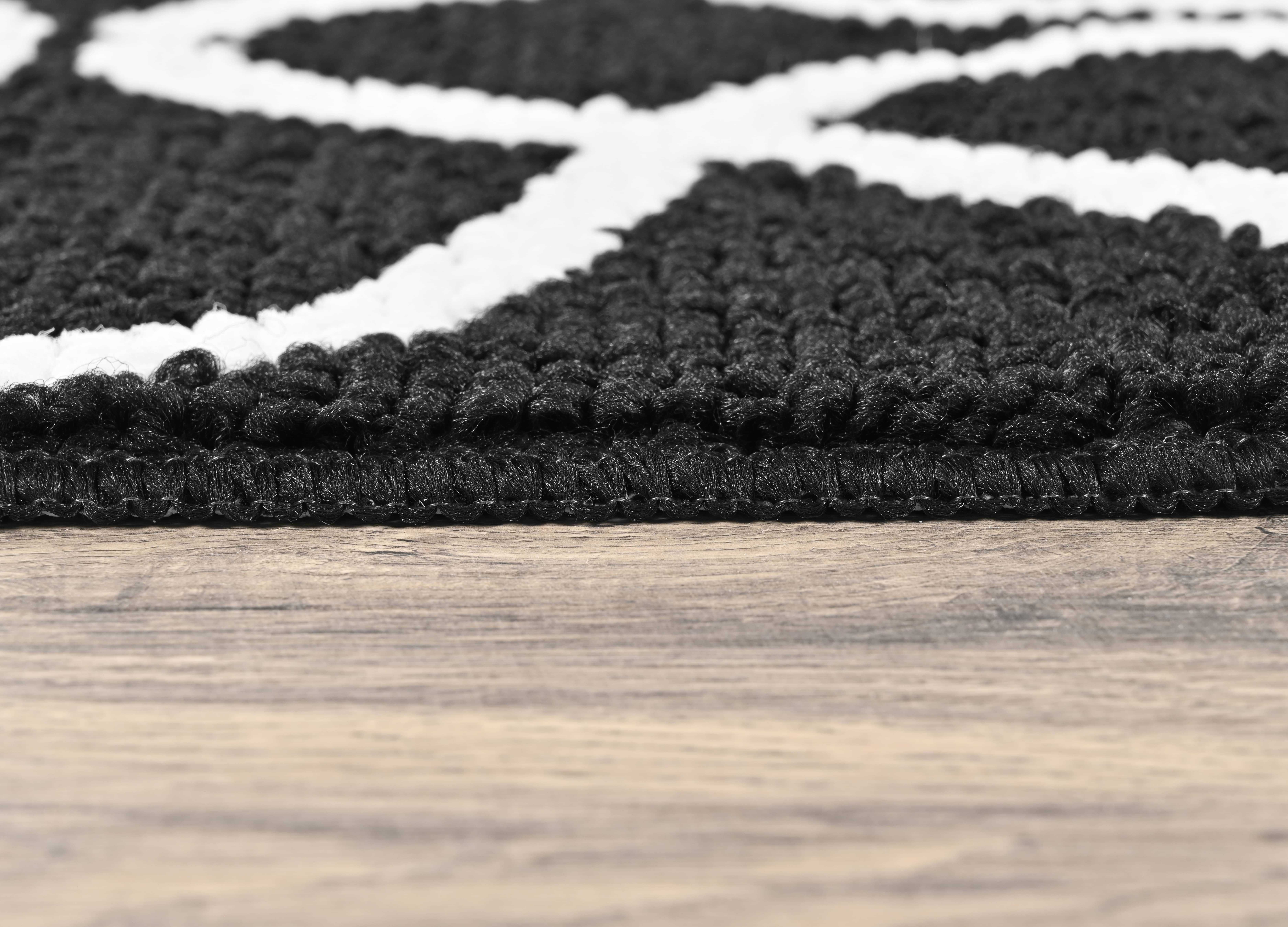 Mainstays Drizzle Black/White Indoor Area Rug, 45" x 66"