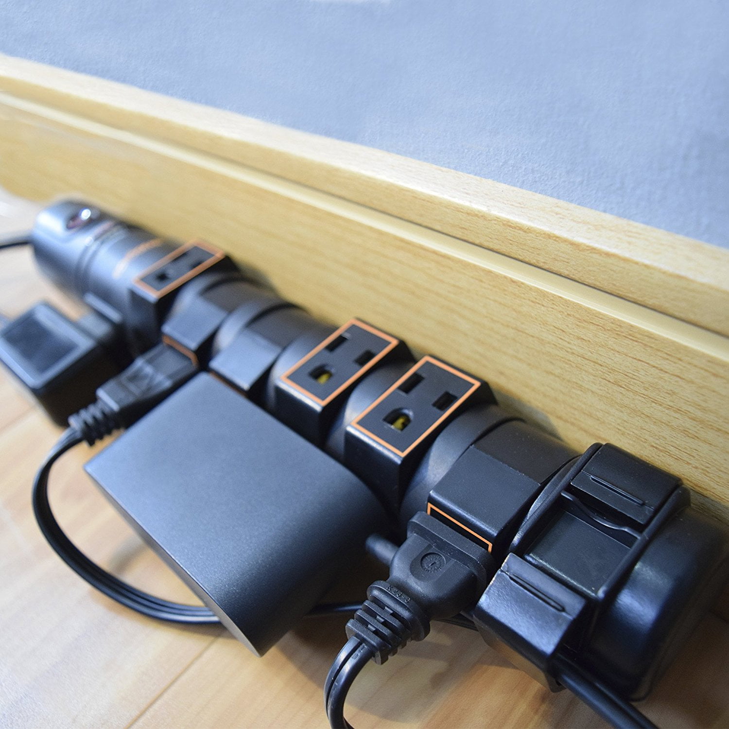 ECHOGEAR 8 Outlet RotatingPlug Power Strip Surge Protector With Cable