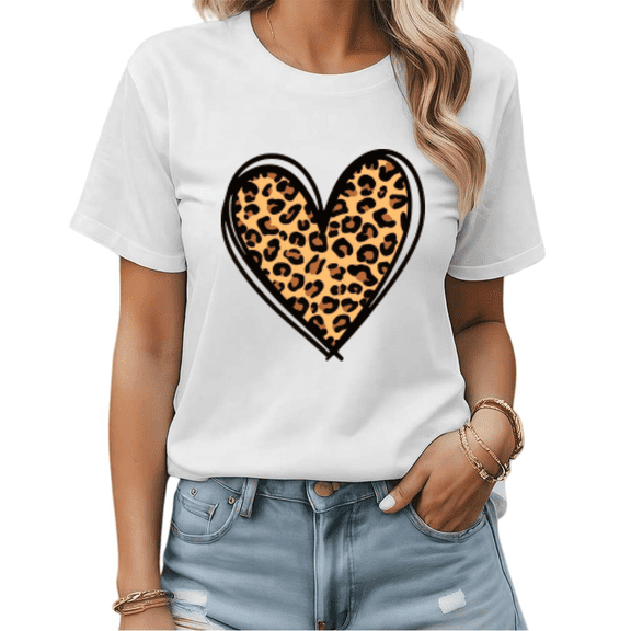 Leopard Print Heart Graphic Tees Womans T-shirt Black/White S-5XL Shirts Trendy Casual Tops