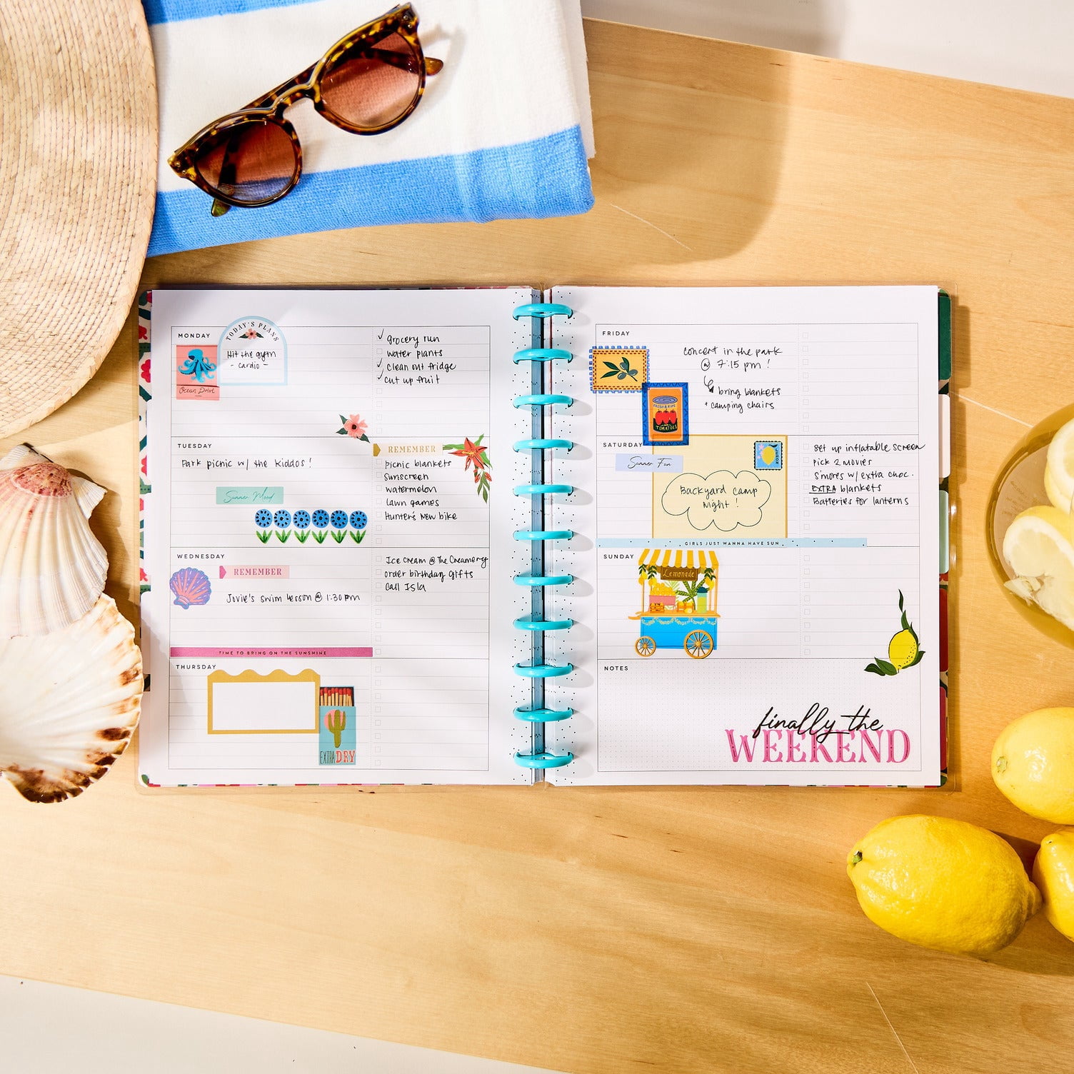 The Happy Planner Undated Palm Beach Big Horizontal Planner – 12-Month (Start Anytime) – 8.5″ × 11″ Vacation-Inspired Cover, Customizable Disc-Bound