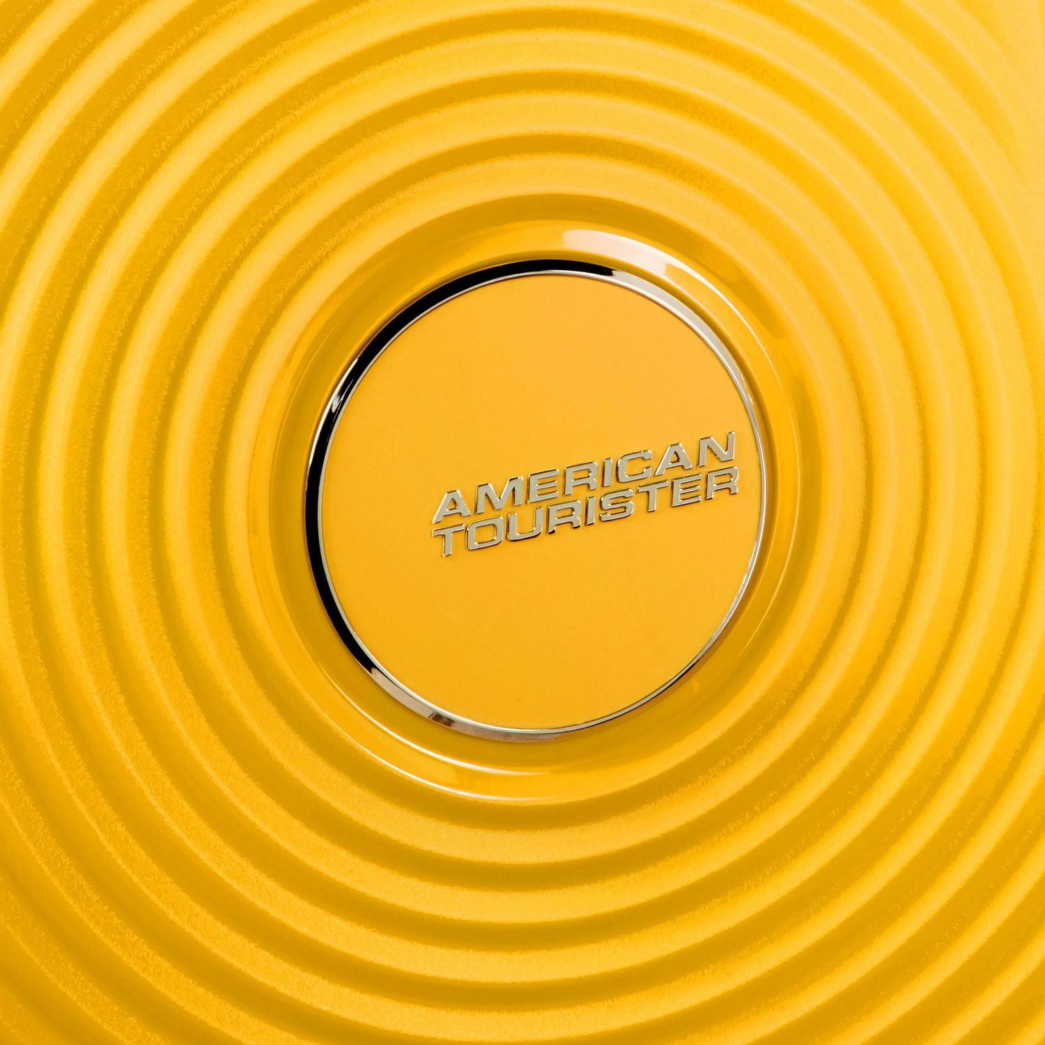 American Tourister Curio Carry On