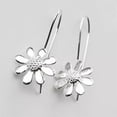 thumbnail image 4 of Fiudx Pendientes En Girasol, Joy In Aleación de Metal, Diseño Geométrico Incrustaciones Redondas, Detalles En Circonita Brillante, Ideal para Fiestas y Uso Diario, Regalo para Niñas y Mujeres, Diseño, 4 of 7