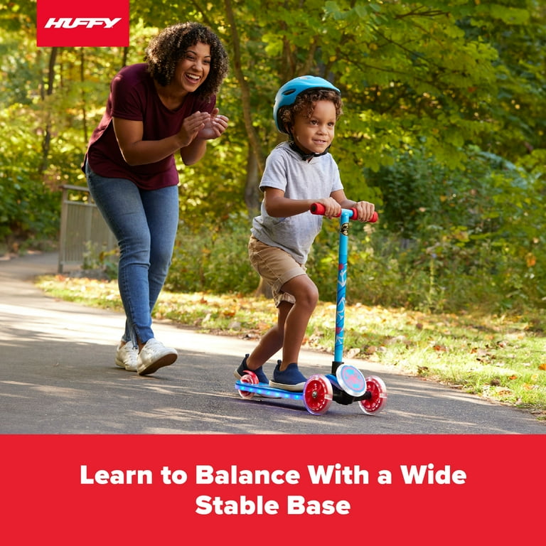 Marvel Spiderman Spidey & Friends - Huffy 3-Wheel Scooter for