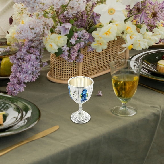 WHAMVOX 2 Pcs Decorative Iron Cups, Small Wine Cups, Vintage Metal Drinkware for Home Restaurant Tabletop Decor
