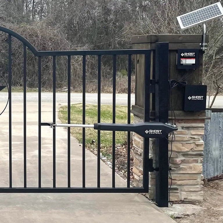 Ghost Controls TSS1XP Heavy-Duty Solar Gate Opener Kit for Swing