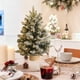 thumbnail image 5 of Mini árbol artificial de Navidad de 18 pulgadas | Pino navideño verde nieve de sobremesa | Decoración navideña de mesa de plástico blanco para oficina y hogar | Tamaños de 23,6 pulgadas y 17,7, 5 of 6
