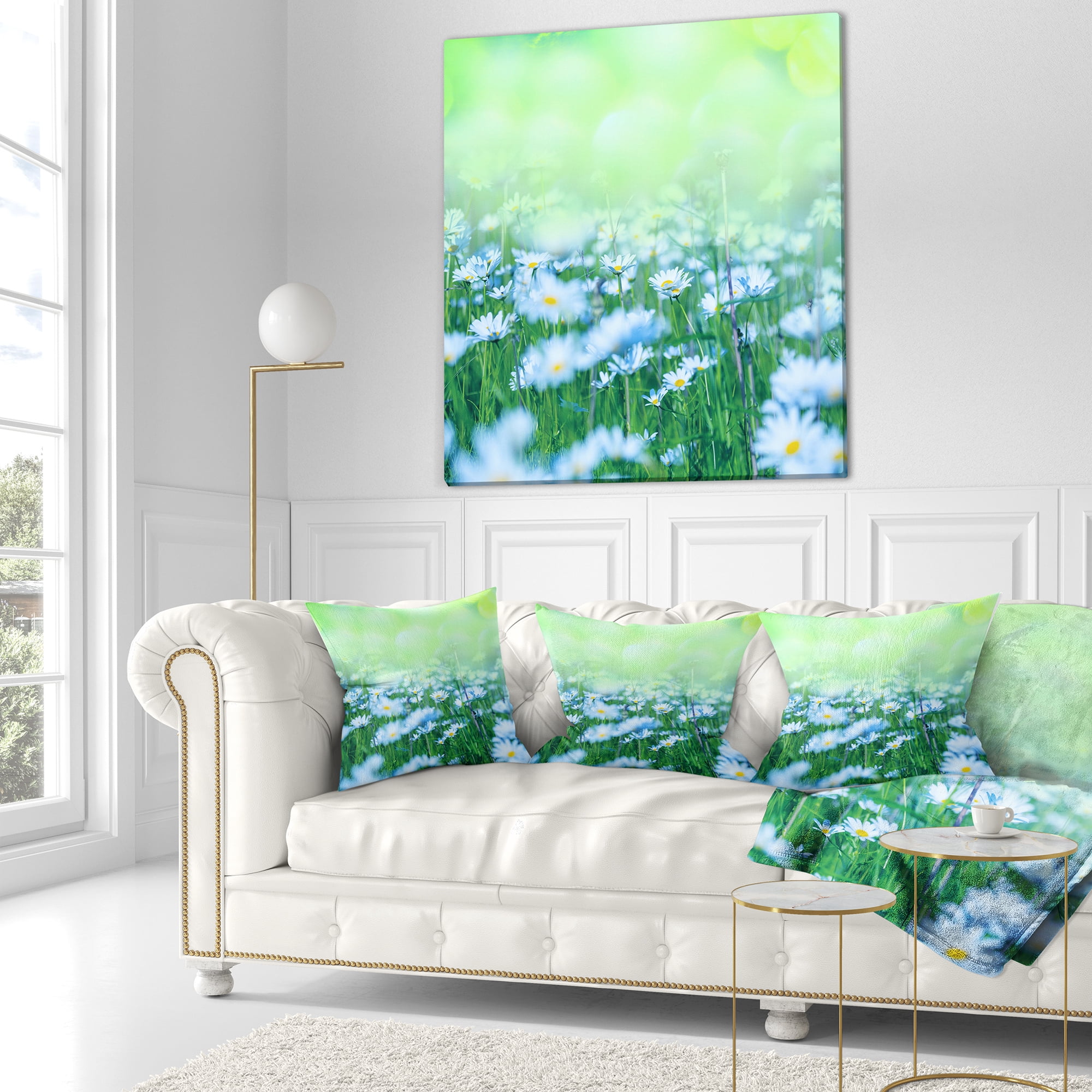 Designart 18" x 18" Green Polyester Throw Pillow