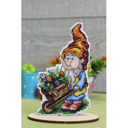 UPC: 4627167309751 | Garden Helper SR-823 Plastic Canvas Counted Cross Stitch Kit