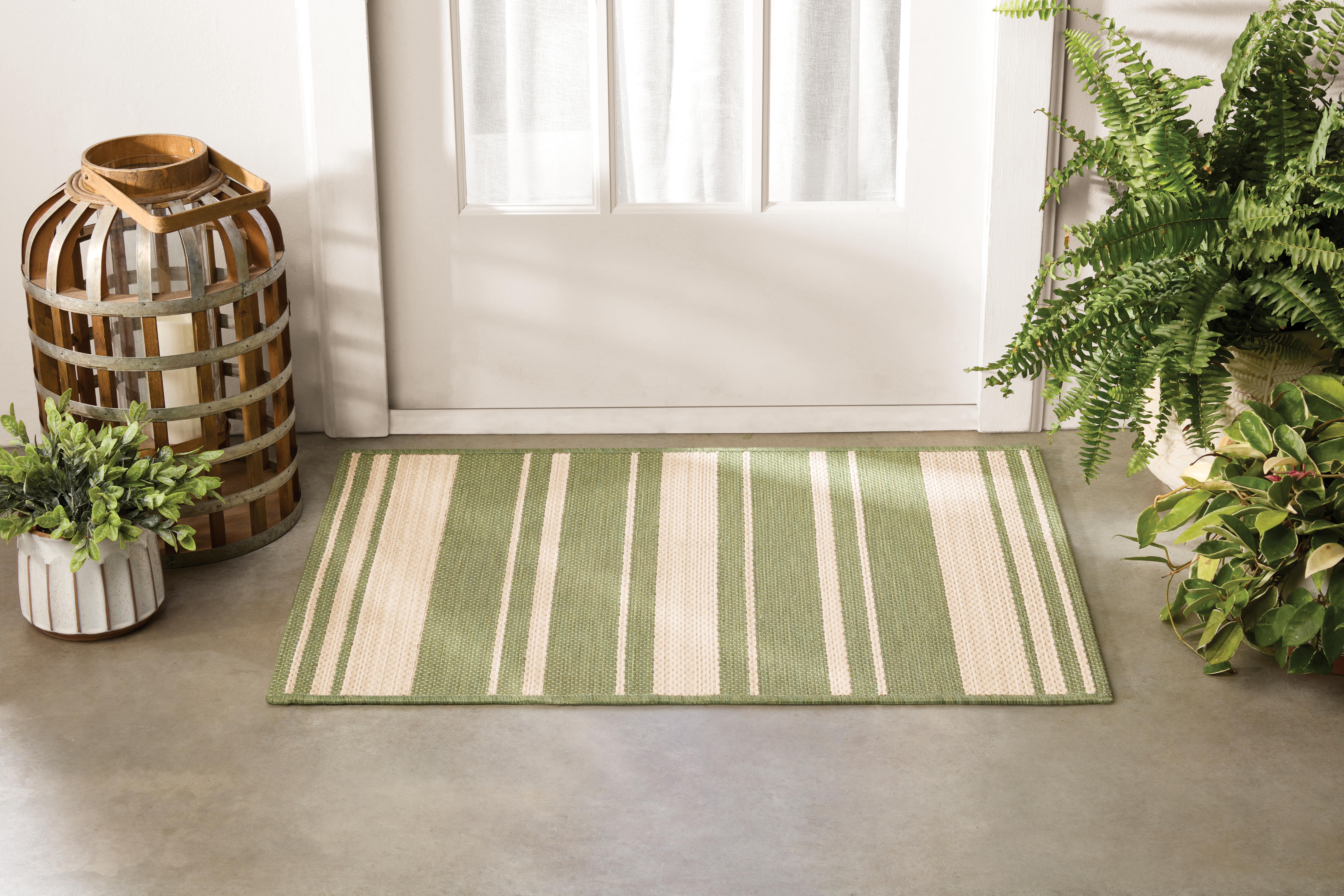 Mainstays 24 in x 36 in Sage Variegated Stripe Outdoor Scatter Rug