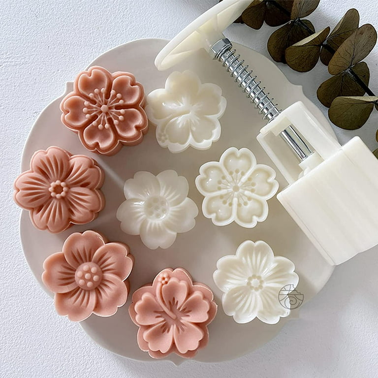 Orgry Chinese Flower Moon Cake Press Mold, Hand Pressed Mooncake Dessert ,  Mooncake Puff Pastry Press Mold with 4 Stamp DIY 