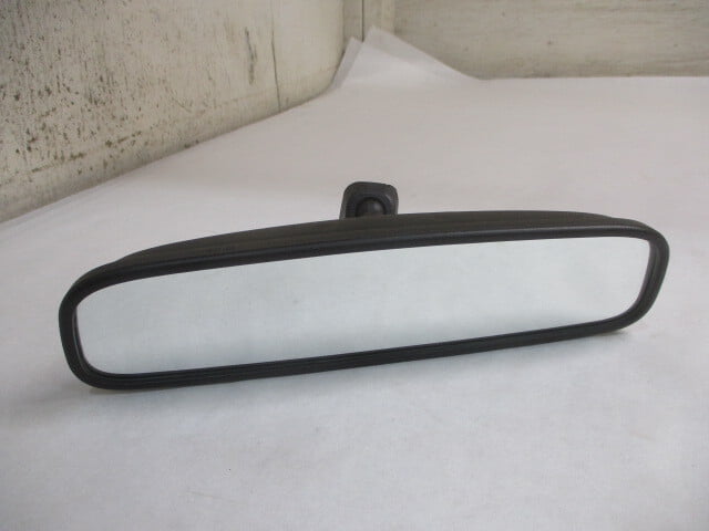 Pre-Owned Kia Sportage Sedona Manual Rear View Mirror OEM LKQ - Verify Specific Vehicle Fitment In Description - (Good)
