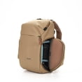 thumbnail image 4 of Mochila Shimoda Urban Explore 20 Khaki para cámara y portátil, 4 of 9