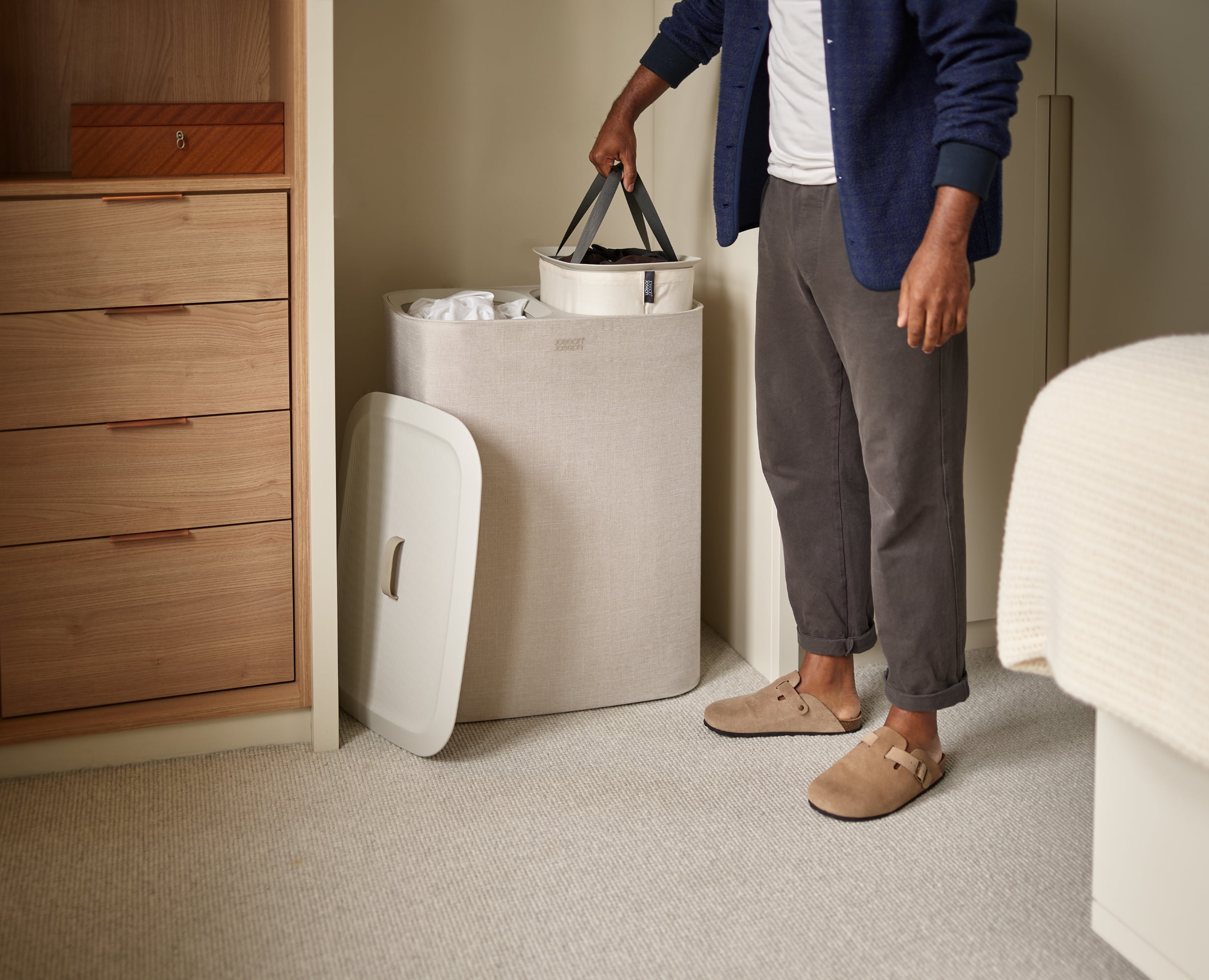 Joseph Joseph Tota 90-liter Easy-empty Separation Laundry Hamper