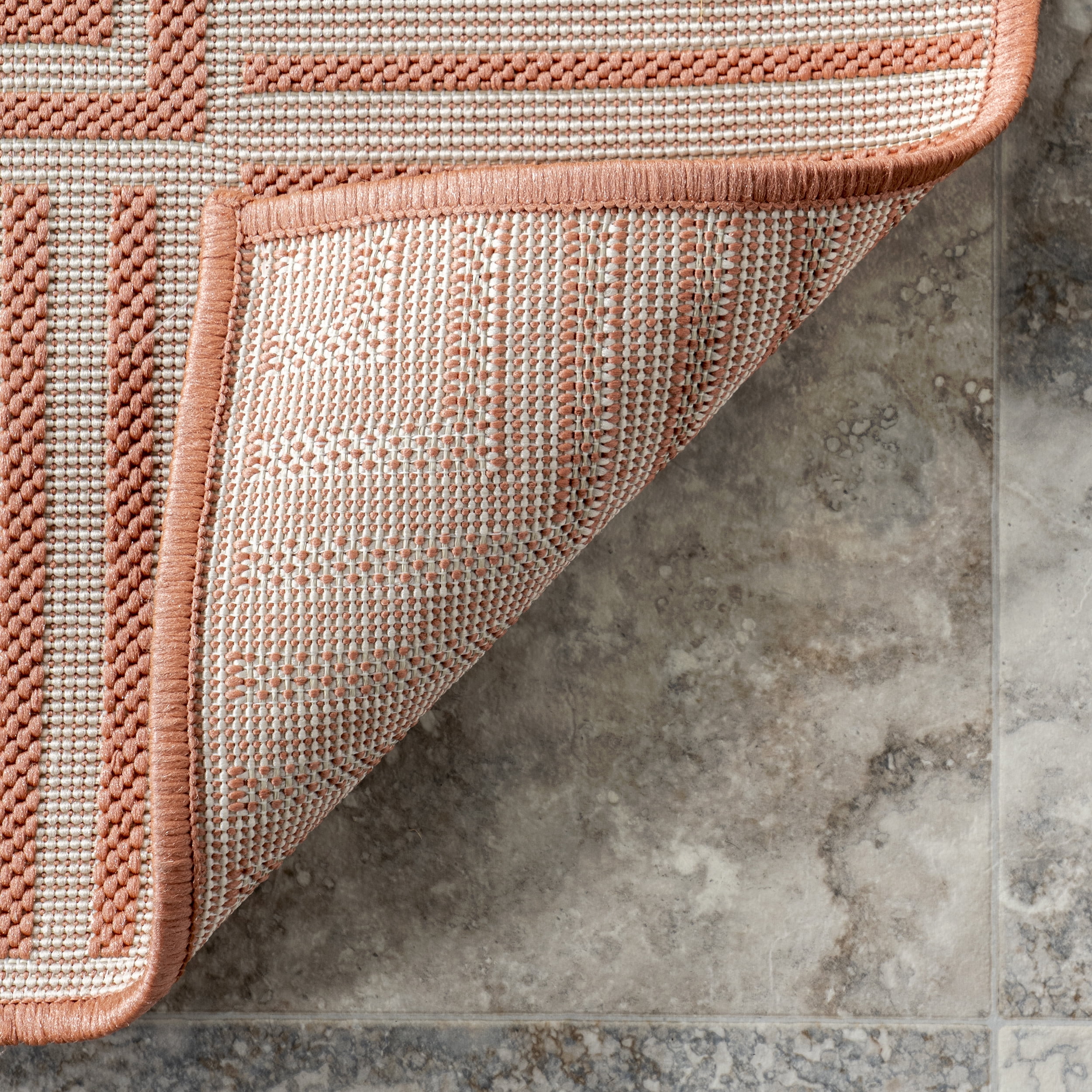 nuLOOM Asha Simple Border Indoor/Outdoor Coral 6' 7" x 9' Casual Area Rug