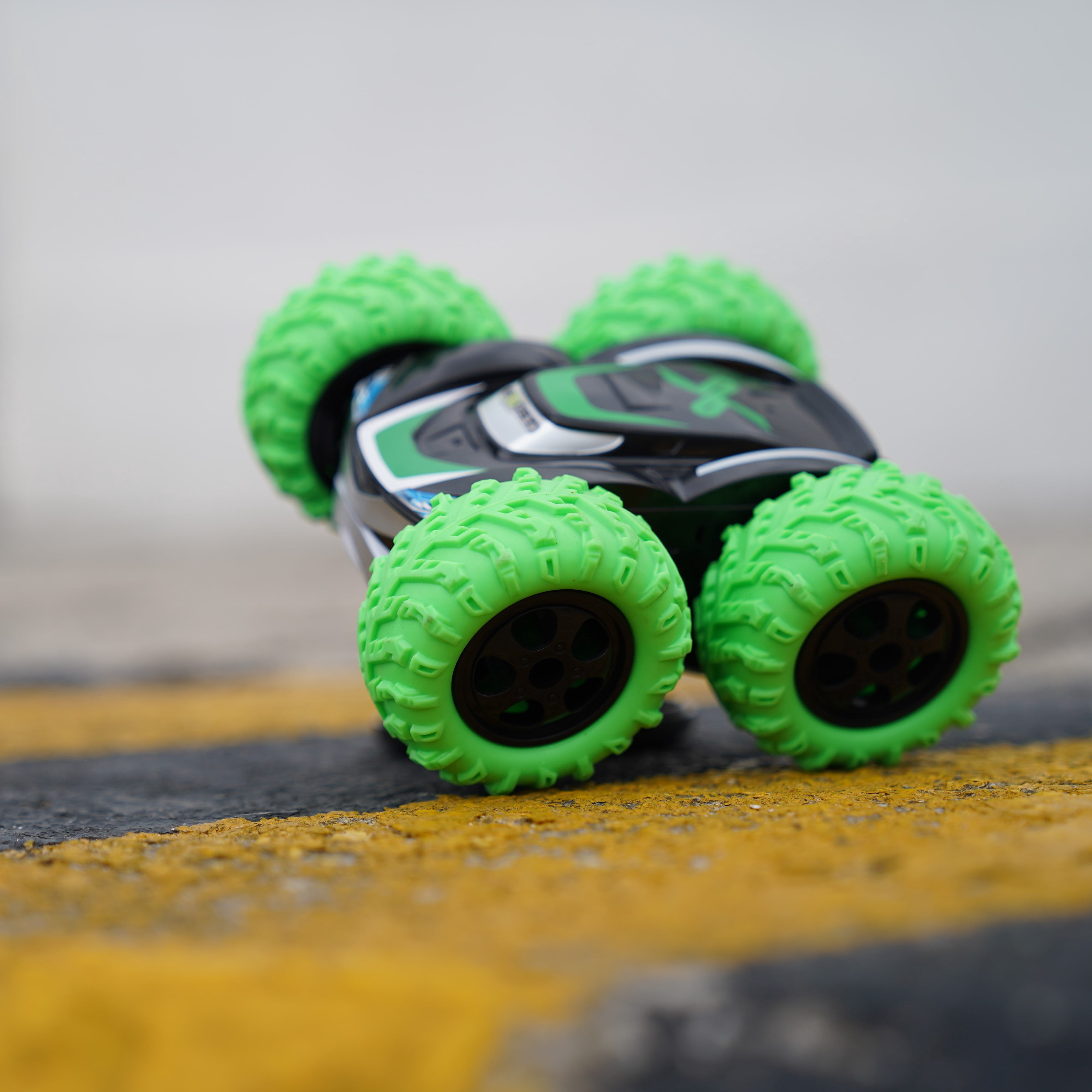Silverlit Exost 360 Cross Green RC Car