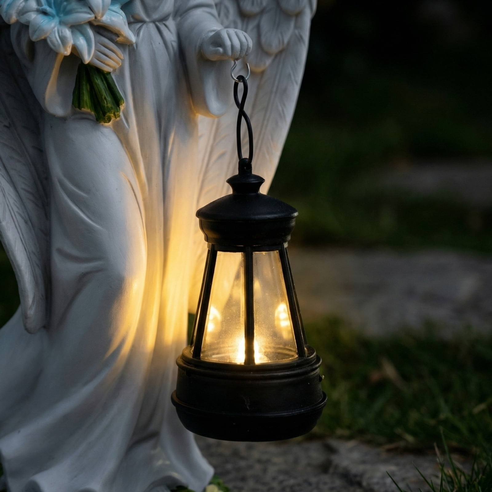 Holding Flowers Angel Garden Statue,Memory Guardian Waterproof Outdoor Solar Garden Decor with Warm Light,Praying Angel Figurine Sculpture for Lawn Yard Patio,Sympathy Gift