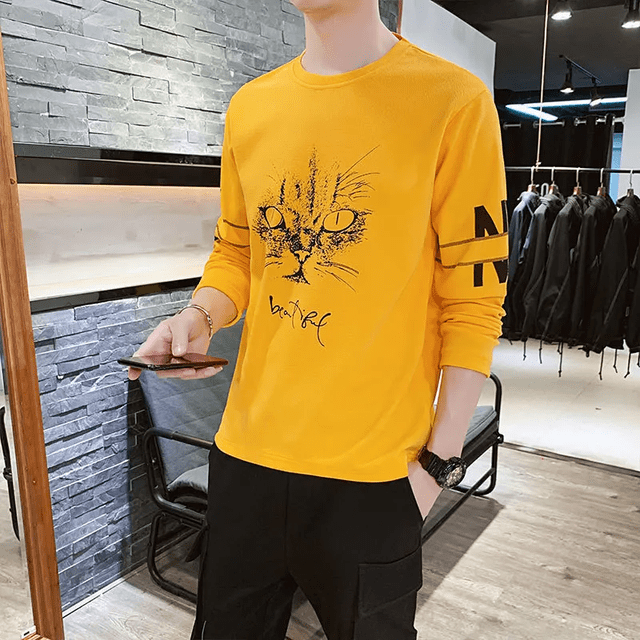 Camiseta de manga larga para hombre, estilo coreano, primavera y otoño, campus, simple, suave, silueta, cuello redondo fino, estampado, top de moda