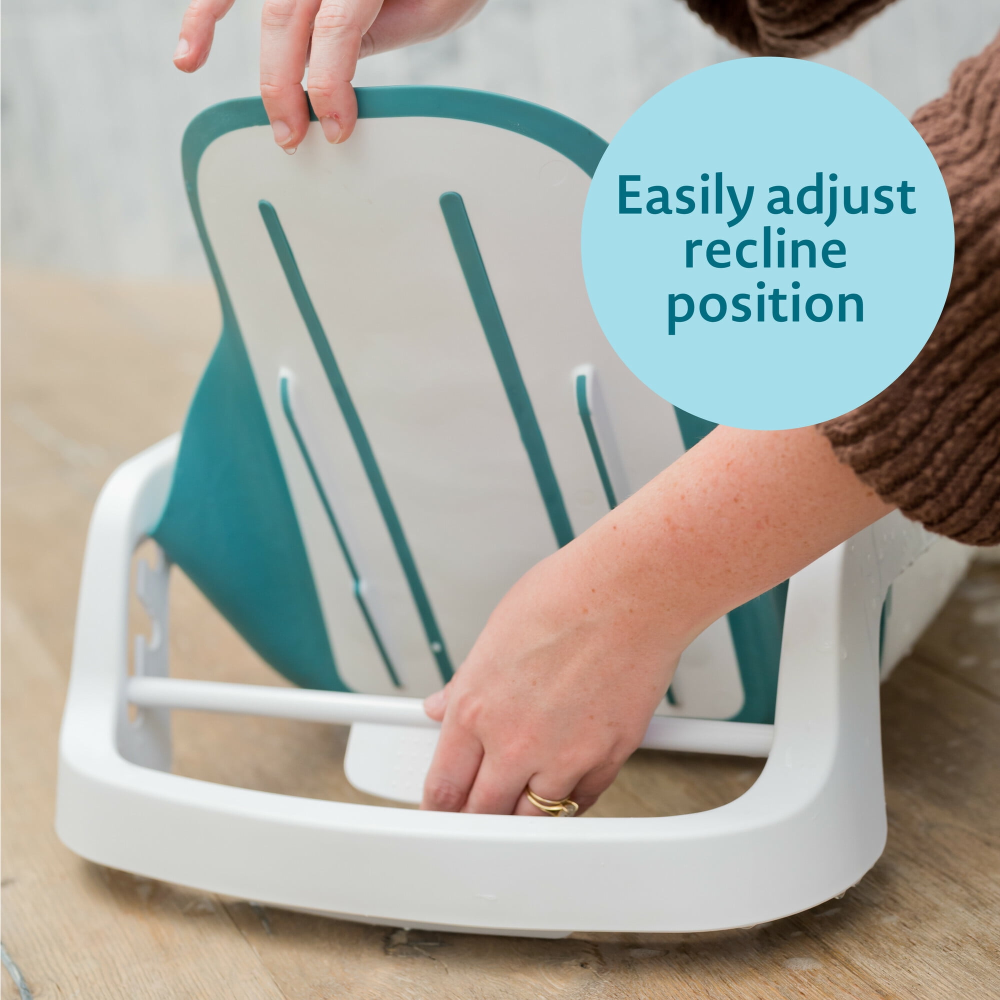 The First Years Sure Comfort 4-in-1 Reclining Bathtub - Adjustable All-in-1 Bathtub for Newborn to Toddler - Ages 0 to 24 Months