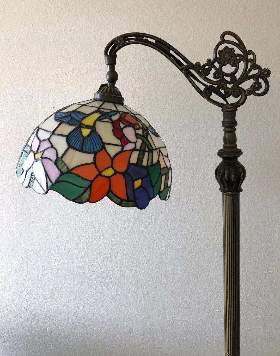 Tiffany Floor Lamp Stained Glass Hummingbird Flowers LED bulb included Gooseneck Adjustable Corner Standing Reading Light for Living Room Bedroom 20"W*12"D*63"H