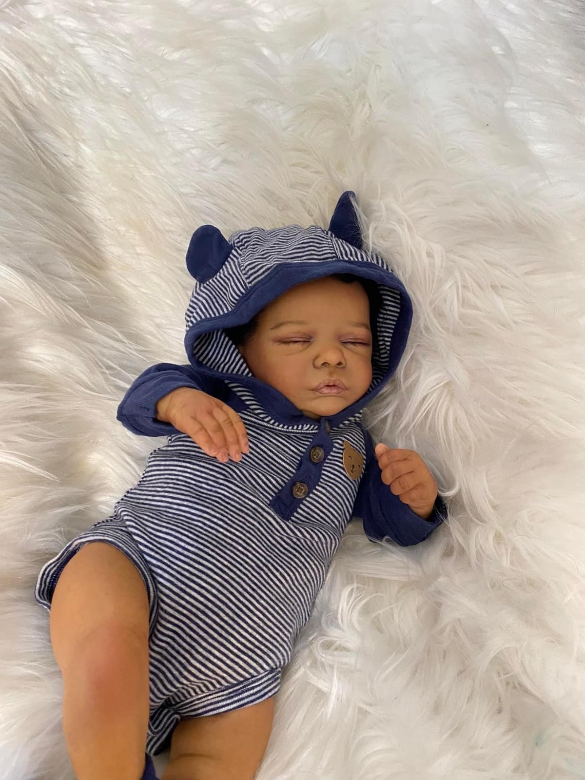 Realistic 19 inch Reborn Baby Dolls - African American Sleeping Newborn Handcrafted Lifelike Black Skin Perfect for Kids Aged 3+ with Accessories