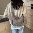 thumbnail image 4 of Bolso Media Bandolera Crescent Con Correa Ajustable para Mujer, 4 of 9