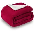 thumbnail image 1 of HTOOQ Couverture Jetée en Molleton Sherpa, Couverture Peluche Luxueuse Super Douce Double Face Format Très Grand, Rouge, 1 of 6