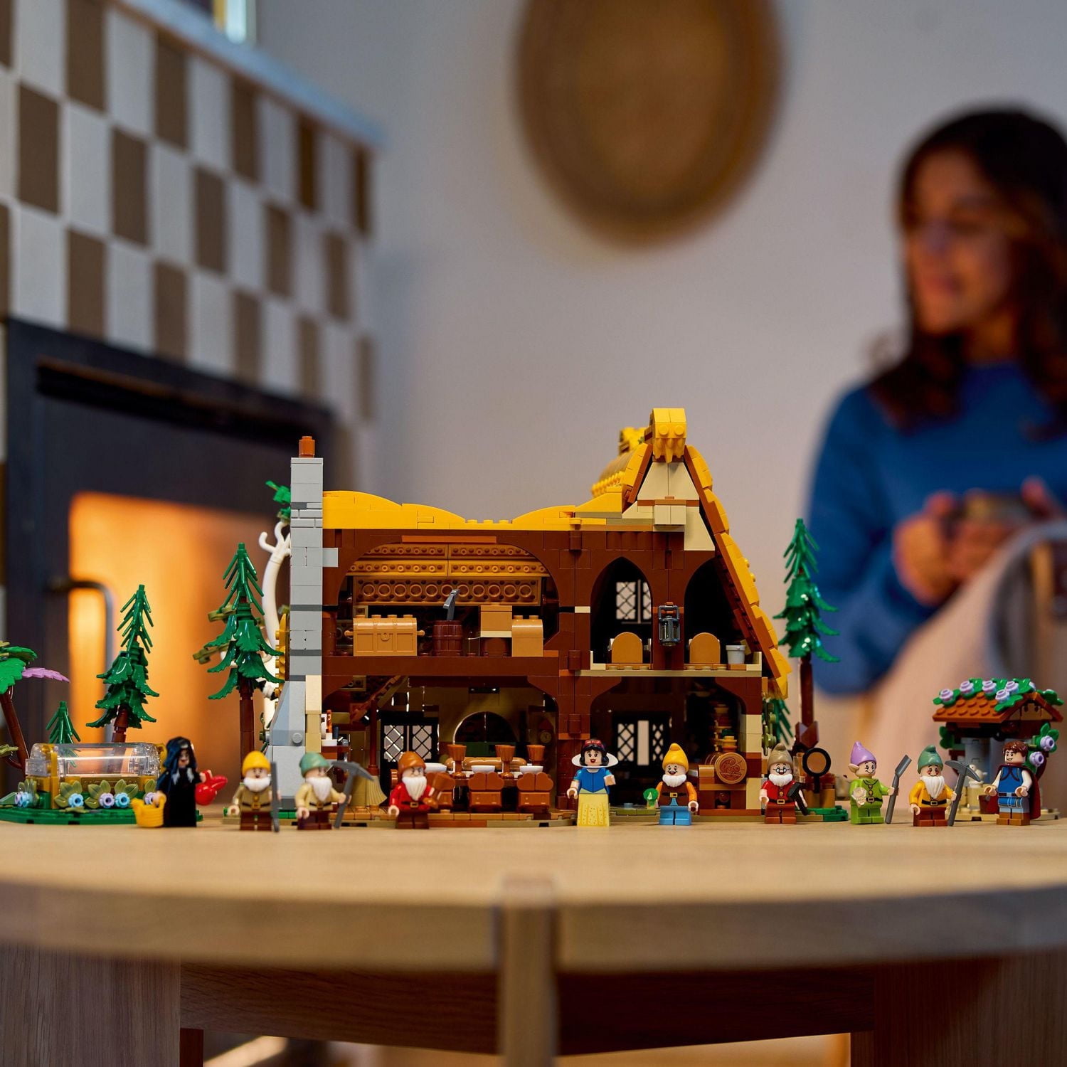 LEGO Disney Princess La maison de Blanche-Neige et des sept nains 43242 Ensemble de construction (2228 pièces)