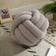 thumbnail image 5 of Cojín de terciopelo de cordero con forma de bola anudada, ultrasuave, decorativo, tejido a mano, para sofá o baño., 5 of 8