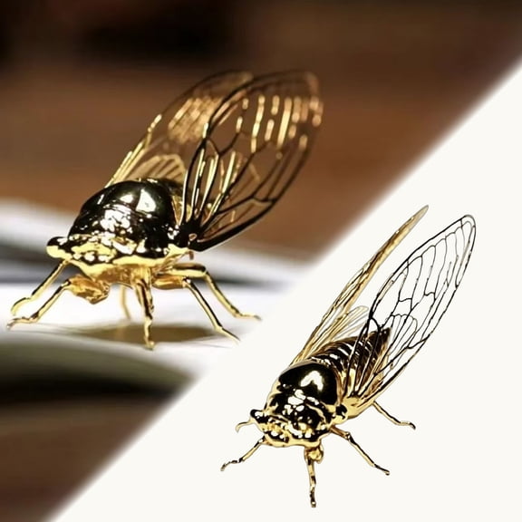 QuickGo Realistic Golden Cicada Ornament for Tea Table Decor, 3D Cicada Figurine, Metal Animal Sculpture for Office Desk And Study Room Desktop Decoration