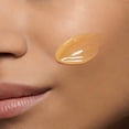 thumbnail image 4 of Exfoliante facial Clarins Comfort Scrub nutritivo con infusión de aceite, 4 of 6
