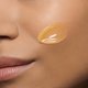 thumbnail image 4 of Exfoliante facial Clarins Comfort Scrub nutritivo con infusión de aceite, 4 of 6