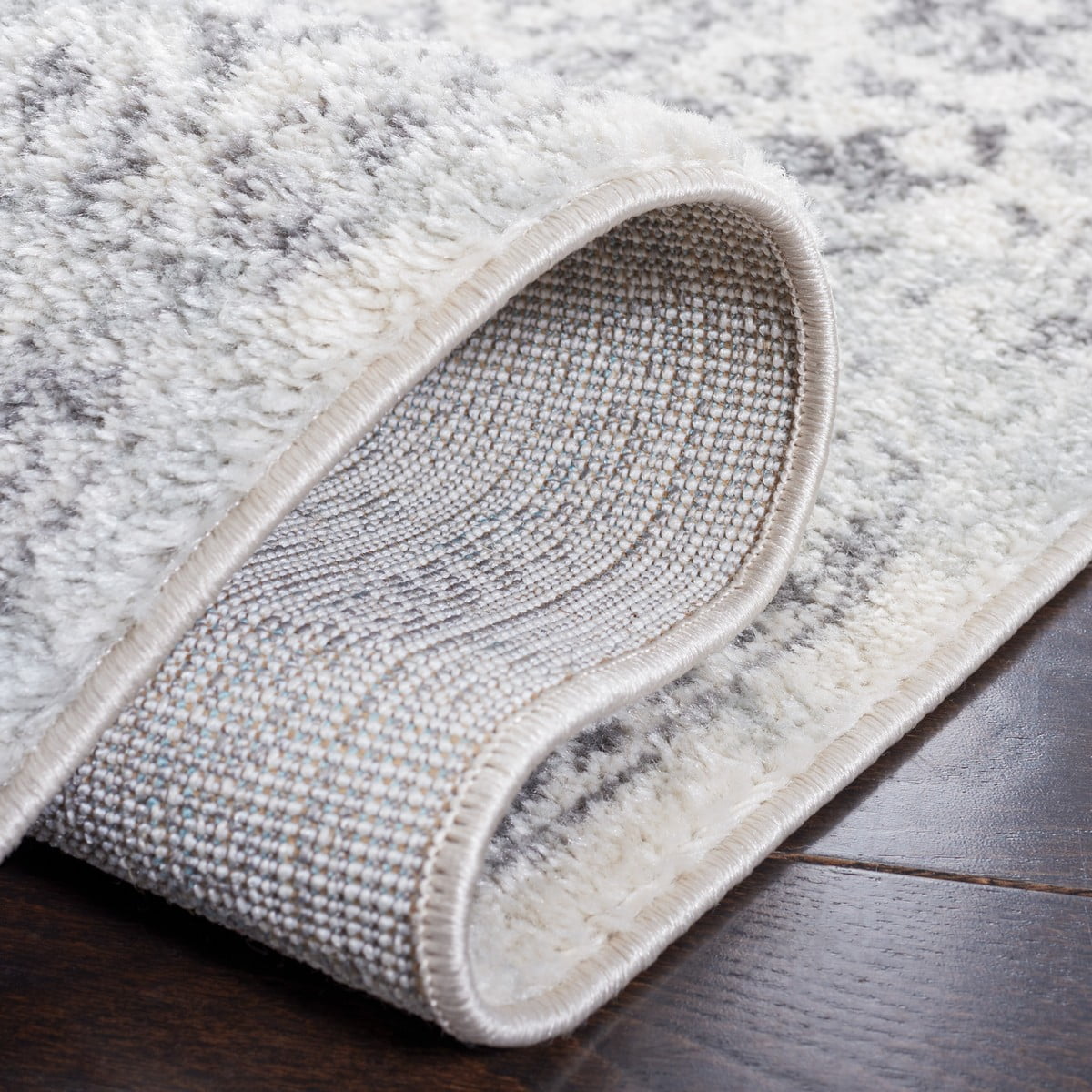 SAFAVIEH Tulum Braganza Traditional Area Rug, 4' x 6', Ivory/Grey