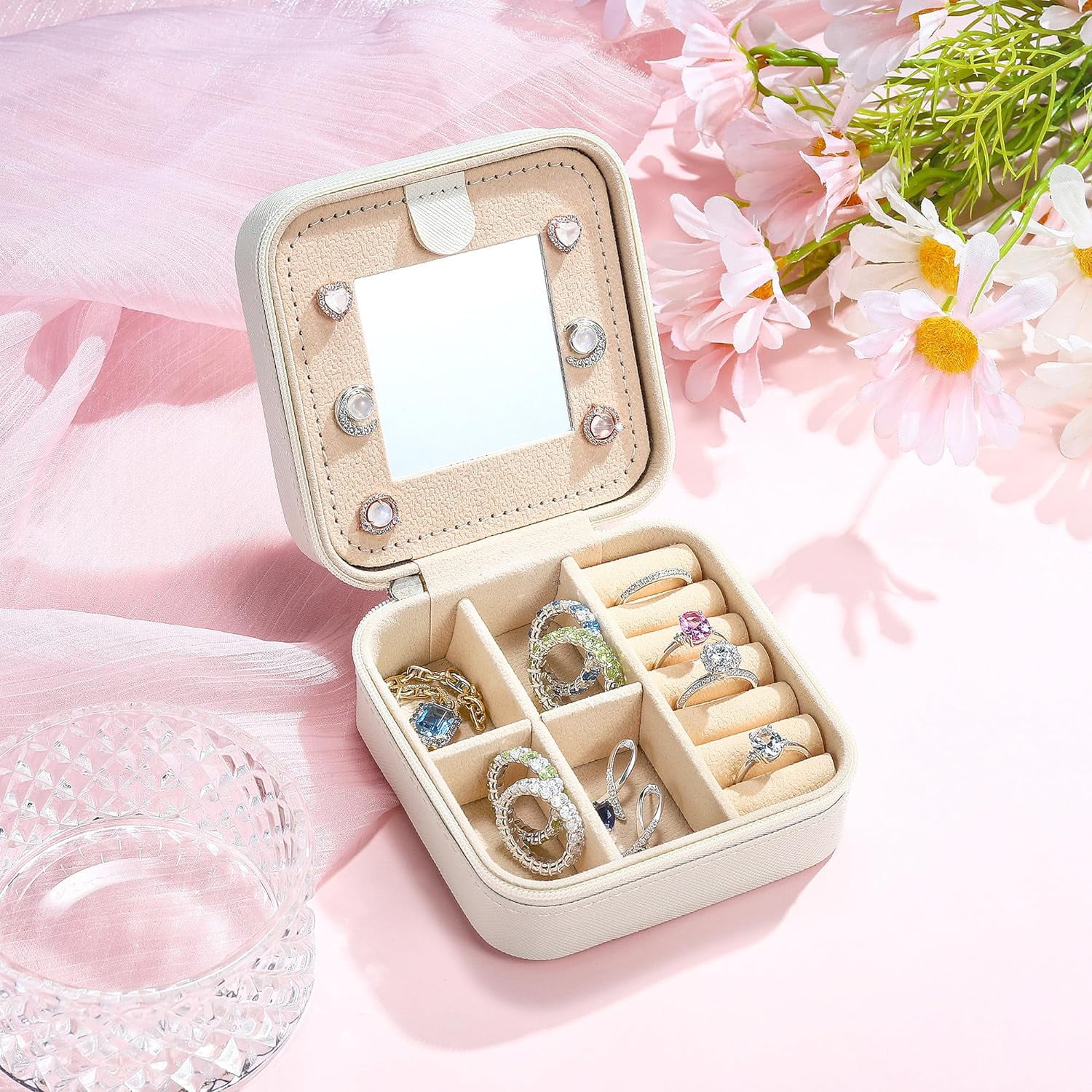 Travel Jewelry Case For Women Girls, Initial Jewelry Box | Small Jewelry Box | Travel Jewelry Box For Women | Travel Jewelry Case | Travel Gifts For Women| Travel Jewelry Organizer - White[Z1]