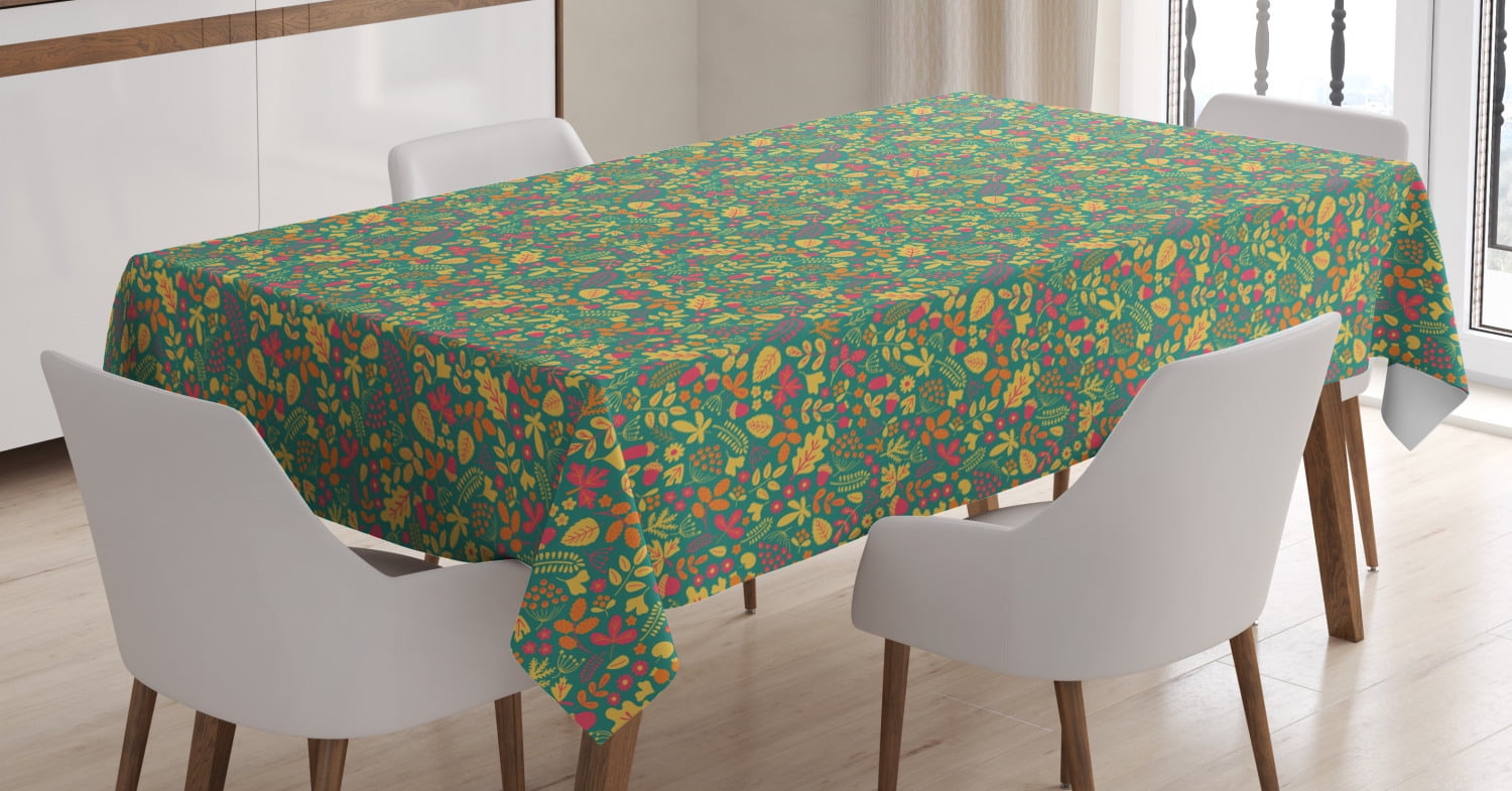 Acorn Tablecloth, Vintage Style Foliage Elements from Wilderness