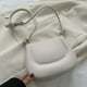 thumbnail image 2 of Bolso de hombro tipo sillín para mujer, bolso de mano tipo sobre, elegante bolso de mano tipo bandolera para niñas. Blanco, 2 of 9