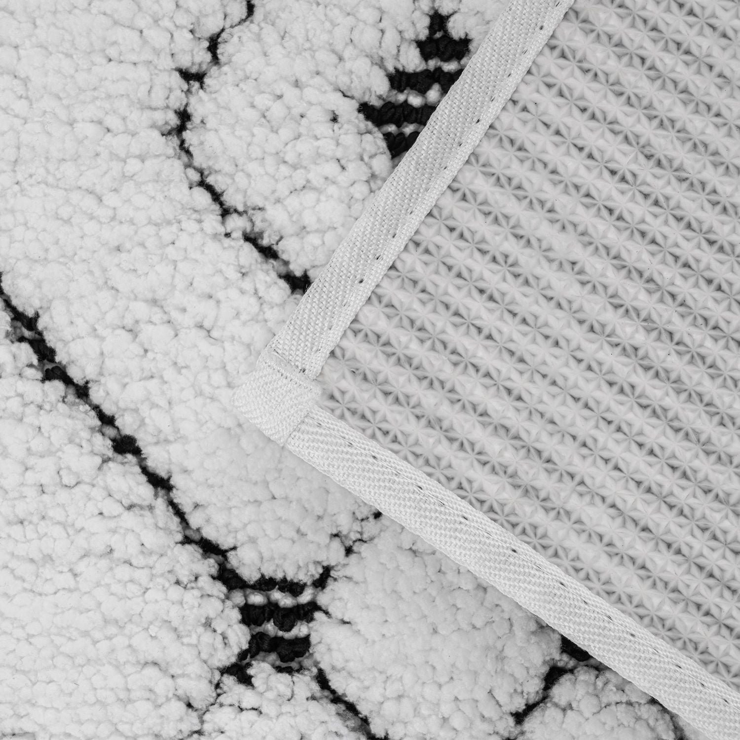 hometrends Bath Rug