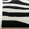 thumbnail image 4 of SAFAVIEH Soho Emery Abstract Wool Area Rug, White/Black, 7'6" x 9'6", 4 of 11