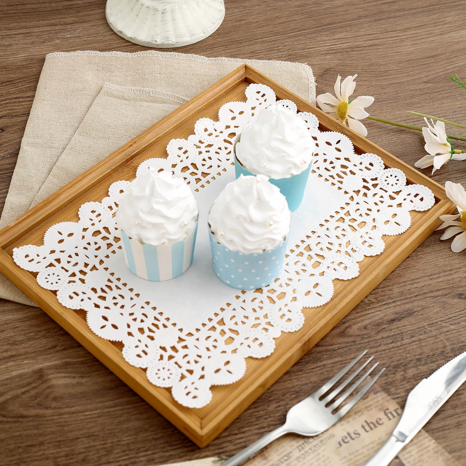 Cake Paper Paper Lace Doilies Combo Pack Rectangle Bakery Board Paper Doily  Mat Decoration Paper Liner Pack 4 Size Assorted From Meow, $1.99