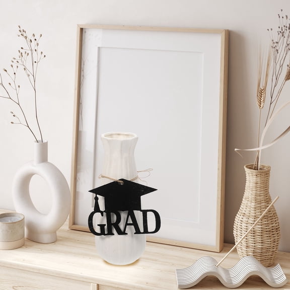 18 Pieces Graduation Party Decoration Tags 2023 Black Nonwoven Fabric Congrats Grad Hanging Ornaments for Celebration