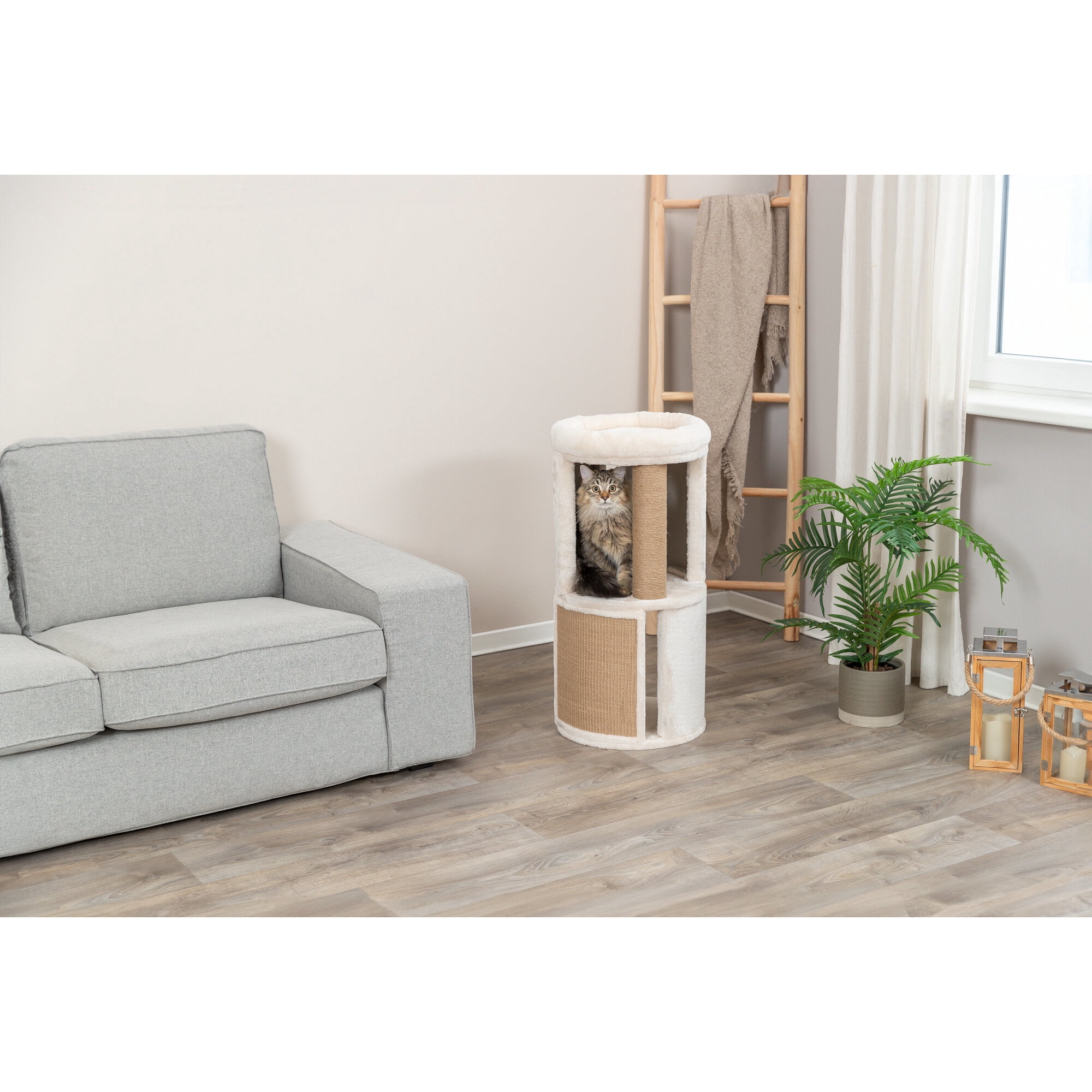 TRIXIE Giorgia Plush & Sisal 32" Cat Condo Tower, Scratching Posts  with Padded Bed, Beige