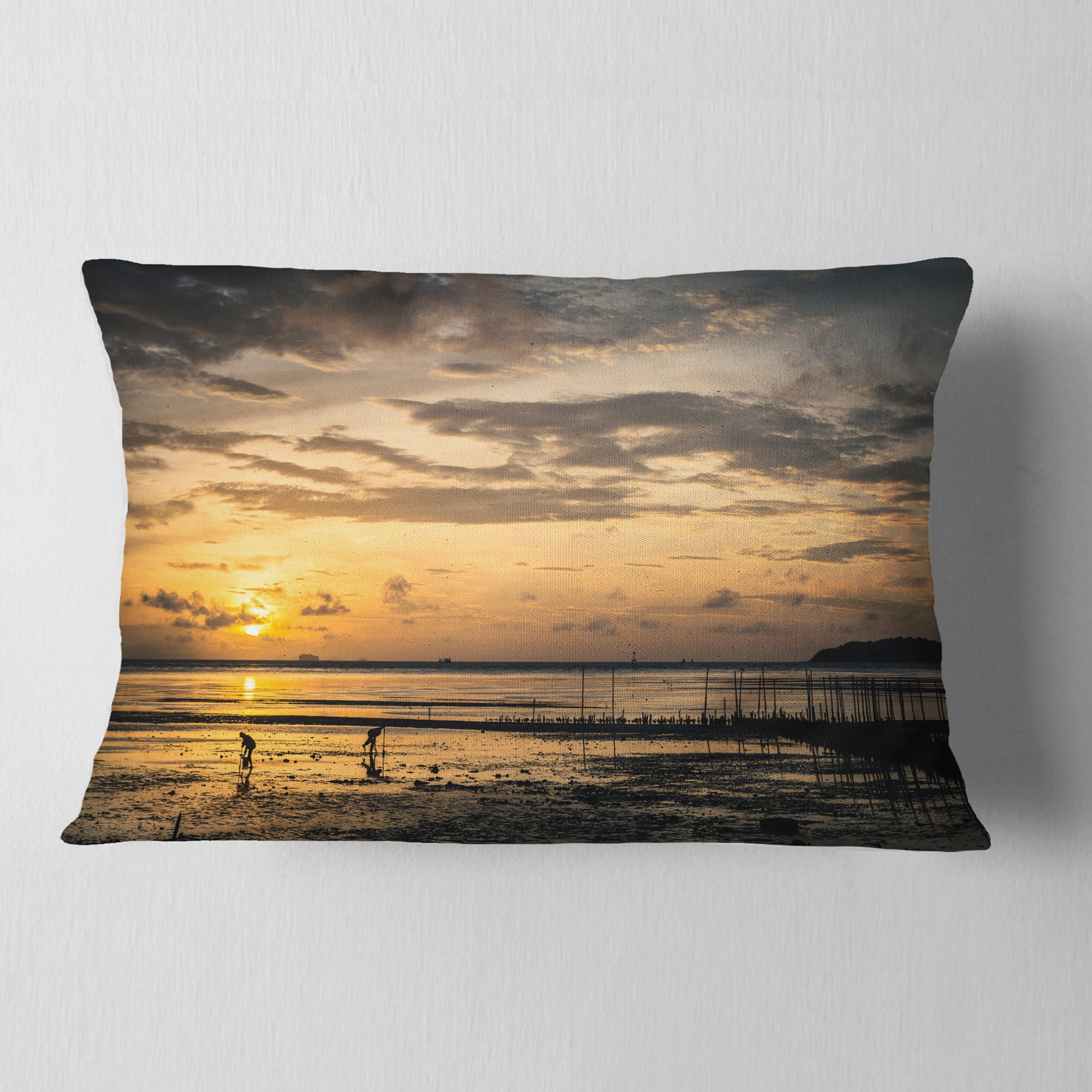 Designart Dawn at Seaside during Low Tide - Modern Seashore Throw Pillow - 12x20