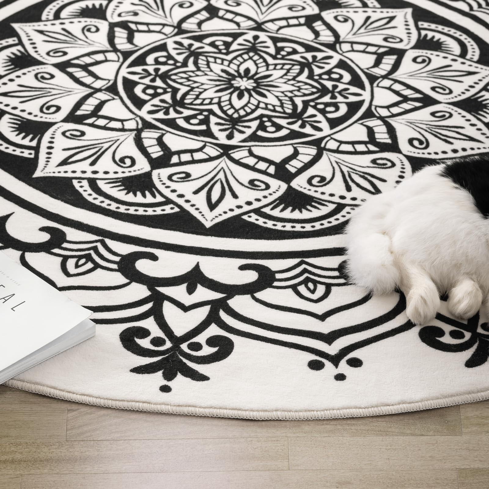 Carvapet Round Area Rug for Living Room, Non Slip Machine Washable Bathroom Rugs, Extra Soft Rugs for Bedroom, Boho Mandala Print Circle Rugs, 5ft Round Beige and Black