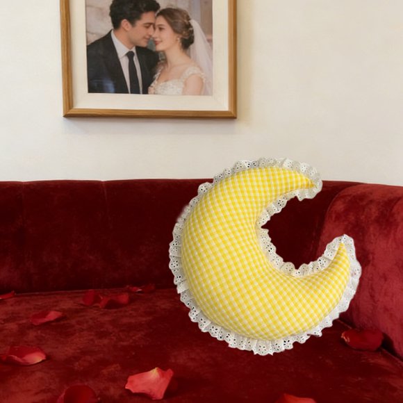 Lace Trim Grids Decorative Throw Pillow | Modern Minimalist Cushion for Sofa Bed | Soft Polyester Plush Insert for Home Living Room | Elegant Accent Pillow for Couch Chair