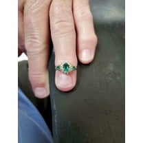 14k Yellow Gold Natural Emerald And Diamonds Ring Ladies Ring 3.5 Grams