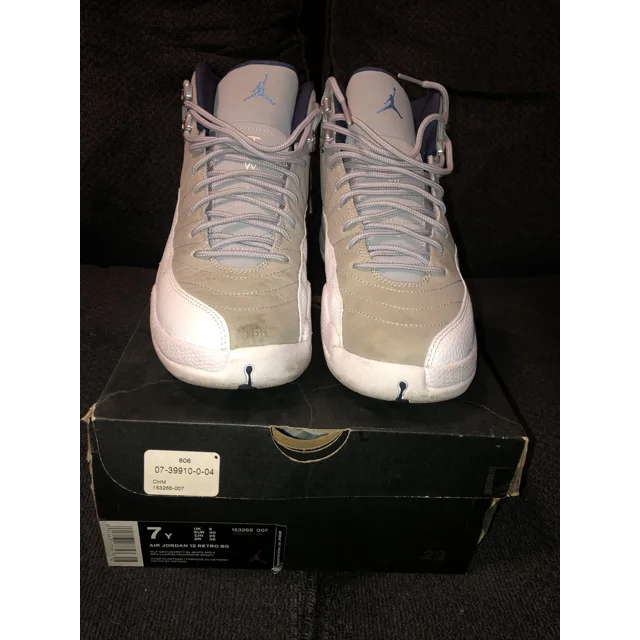 Jo r-dan 12 Retro 2016 “Grey University Blue” GS Size 7Y