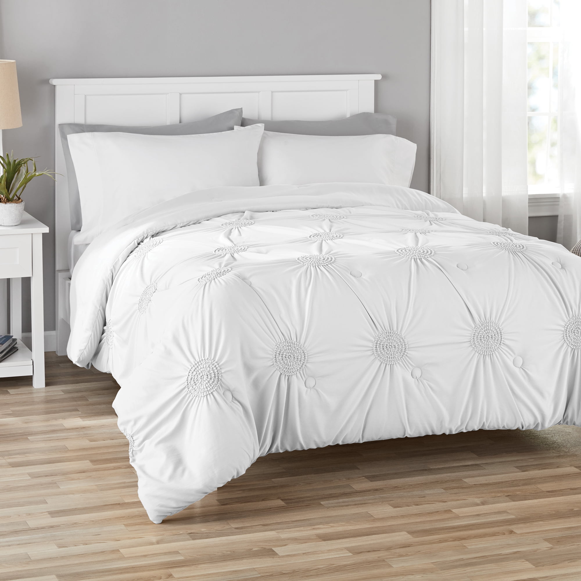 Mainstays Elastic Ruching Comforter in a Bag, Twin/Twin XL, White